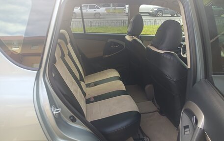 Toyota RAV4, 2006 год, 1 050 000 рублей, 11 фотография