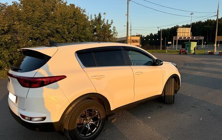 KIA Sportage IV рестайлинг, 2018 год, 2 300 000 рублей, 4 фотография