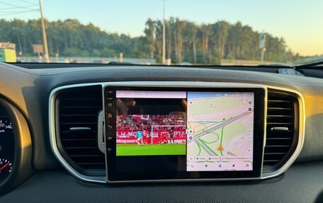 KIA Sportage IV рестайлинг, 2018 год, 2 300 000 рублей, 10 фотография