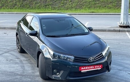 Toyota Corolla, 2013 год, 1 350 000 рублей, 8 фотография