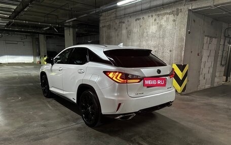 Lexus RX IV рестайлинг, 2018 год, 4 900 000 рублей, 3 фотография
