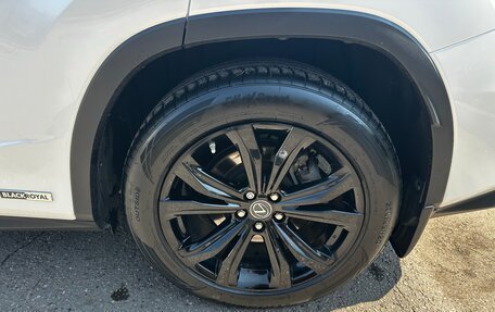 Lexus RX IV рестайлинг, 2018 год, 4 900 000 рублей, 18 фотография