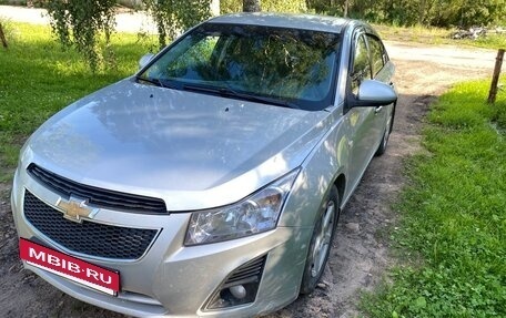Chevrolet Cruze II, 2010 год, 450 000 рублей, 2 фотография