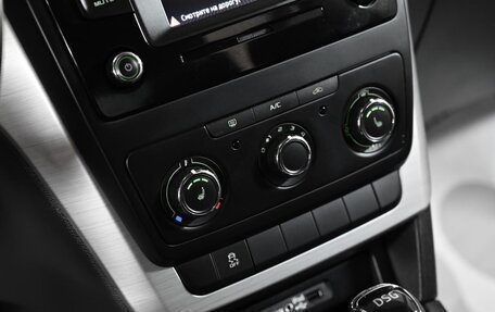 Skoda Yeti I рестайлинг, 2015 год, 1 099 000 рублей, 6 фотография