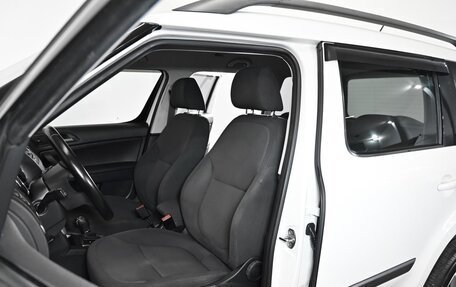 Skoda Yeti I рестайлинг, 2015 год, 1 099 000 рублей, 9 фотография