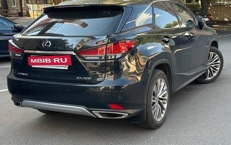 Lexus RX IV рестайлинг, 2022 год, 8 900 000 рублей, 2 фотография