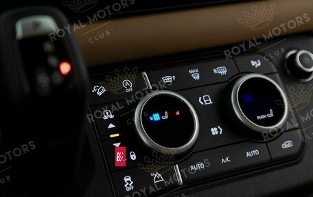 Land Rover Defender II, 2024 год, 14 400 000 рублей, 13 фотография