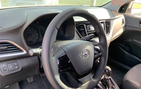 Hyundai Solaris II рестайлинг, 2017 год, 965 000 рублей, 9 фотография