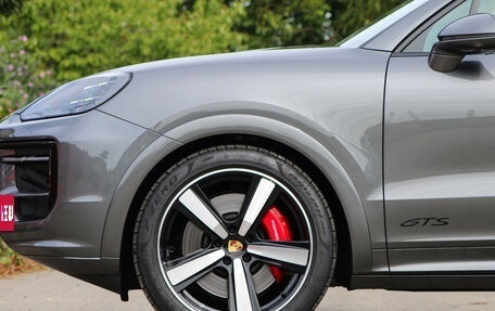 Porsche Cayenne III, 2024 год, 20 000 000 рублей, 23 фотография