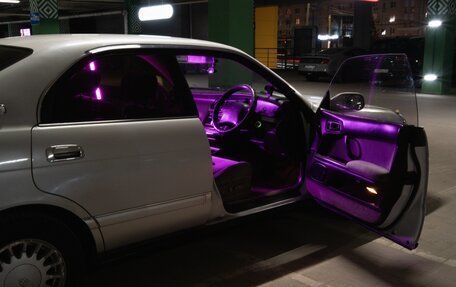 Toyota Crown, 1995 год, 540 000 рублей, 2 фотография