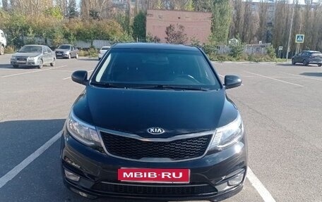 KIA Rio III рестайлинг, 2015 год, 799 000 рублей, 1 фотография