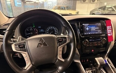 Mitsubishi Pajero Sport III рестайлинг, 2018 год, 2 650 000 рублей, 1 фотография