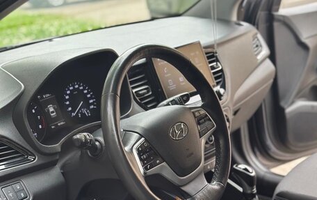Hyundai Solaris II рестайлинг, 2021 год, 1 370 000 рублей, 7 фотография