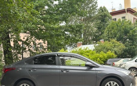Hyundai Solaris II рестайлинг, 2021 год, 1 370 000 рублей, 6 фотография