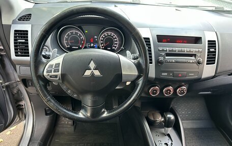 Mitsubishi Outlander III рестайлинг 3, 2010 год, 950 000 рублей, 8 фотография