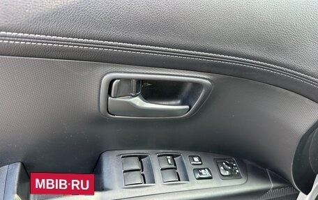 Mitsubishi Outlander III рестайлинг 3, 2010 год, 950 000 рублей, 12 фотография