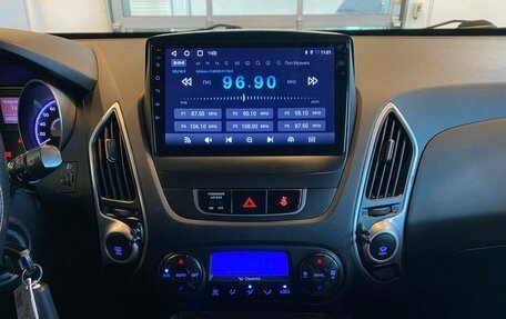 Hyundai ix35 I рестайлинг, 2012 год, 939 000 рублей, 13 фотография