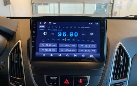 Hyundai ix35 I рестайлинг, 2012 год, 939 000 рублей, 14 фотография
