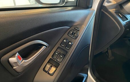 Hyundai ix35 I рестайлинг, 2012 год, 939 000 рублей, 22 фотография