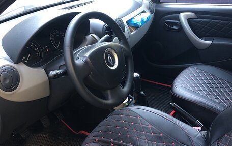 Renault Logan I, 2010 год, 650 000 рублей, 5 фотография