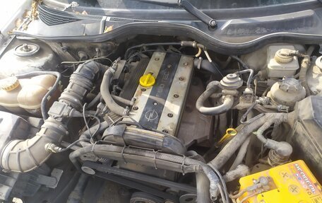 Opel Omega B, 1994 год, 200 000 рублей, 10 фотография