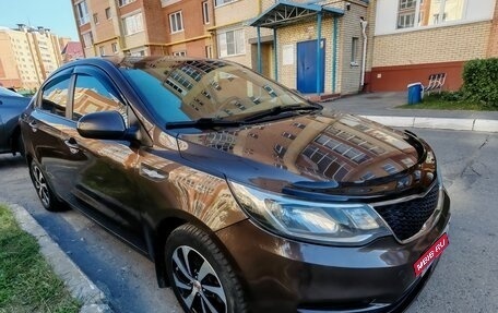 KIA Rio III рестайлинг, 2016 год, 850 000 рублей, 2 фотография