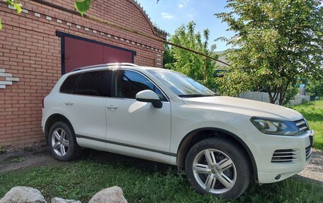 Volkswagen Touareg III, 2013 год, 2 800 000 рублей, 4 фотография
