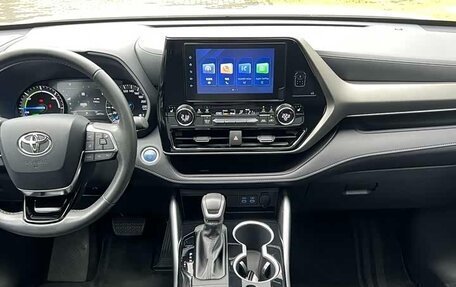 Toyota Highlander, 2022 год, 3 426 000 рублей, 10 фотография