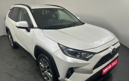 Toyota RAV4, 2021 год, 3 720 000 рублей, 3 фотография