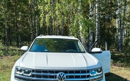 Volkswagen Teramont I, 2018 год, 2 900 000 рублей, 1 фотография
