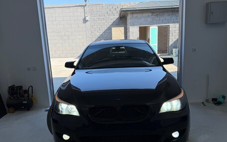 BMW 5 серия, 2006 год, 1 050 000 рублей, 1 фотография