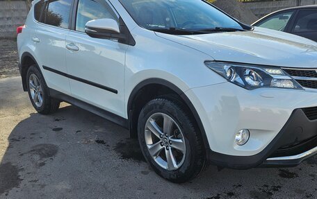 Toyota RAV4, 2015 год, 1 699 999 рублей, 5 фотография