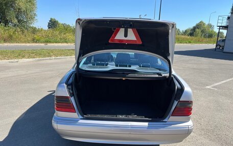 Mercedes-Benz E-Класс, 2001 год, 850 000 рублей, 18 фотография