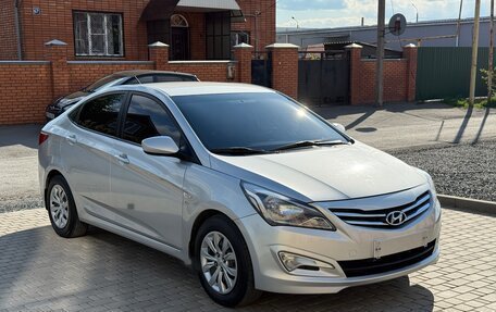 Hyundai Solaris II рестайлинг, 2014 год, 960 000 рублей, 4 фотография