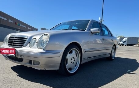 Mercedes-Benz E-Класс, 2001 год, 850 000 рублей, 16 фотография