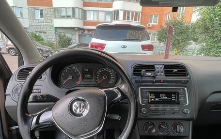 Volkswagen Polo VI (EU Market), 2016 год, 915 000 рублей, 7 фотография