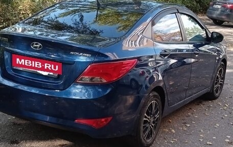 Hyundai Solaris II рестайлинг, 2015 год, 760 000 рублей, 2 фотография