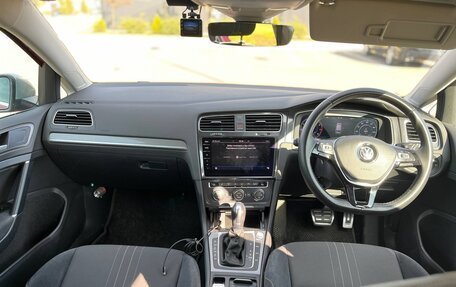 Volkswagen Golf VII, 2017 год, 2 100 000 рублей, 8 фотография