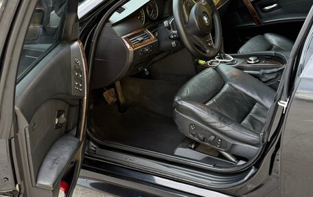 BMW 5 серия, 2006 год, 1 050 000 рублей, 2 фотография