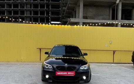 BMW 5 серия, 2006 год, 1 050 000 рублей, 10 фотография