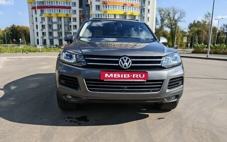 Volkswagen Touareg III, 2011 год, 2 300 000 рублей, 7 фотография