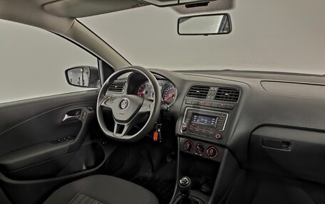 Volkswagen Polo VI (EU Market), 2019 год, 1 150 000 рублей, 10 фотография