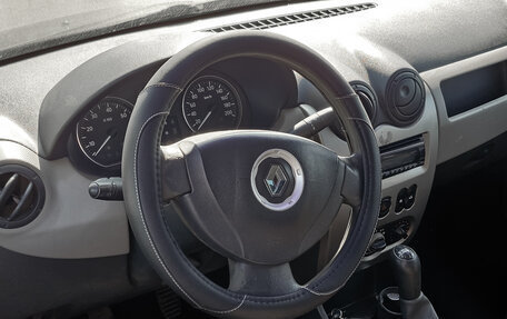 Renault Logan I, 2010 год, 379 000 рублей, 2 фотография