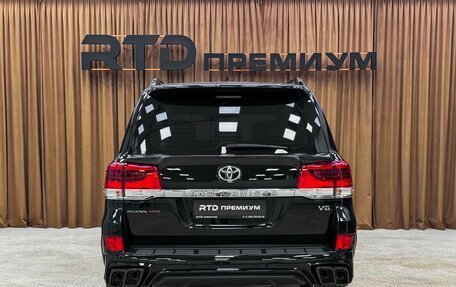 Toyota Land Cruiser 200, 2017 год, 7 290 000 рублей, 7 фотография