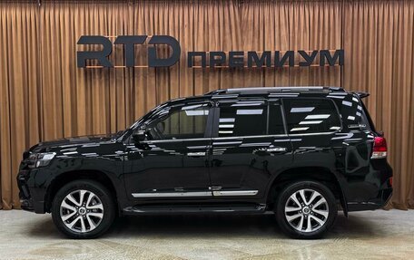 Toyota Land Cruiser 200, 2017 год, 7 290 000 рублей, 9 фотография