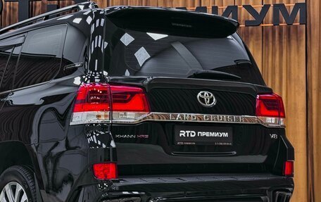 Toyota Land Cruiser 200, 2017 год, 7 290 000 рублей, 29 фотография