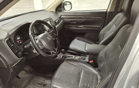 Mitsubishi Outlander III рестайлинг 3, 2015 год, 1 470 000 рублей, 16 фотография