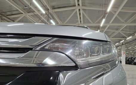 Mitsubishi Outlander III рестайлинг 3, 2015 год, 1 470 000 рублей, 17 фотография