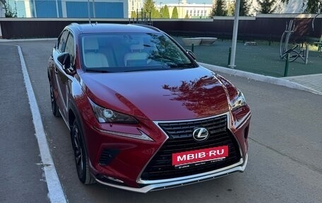 Lexus NX, 2021 год, 4 000 000 рублей, 2 фотография