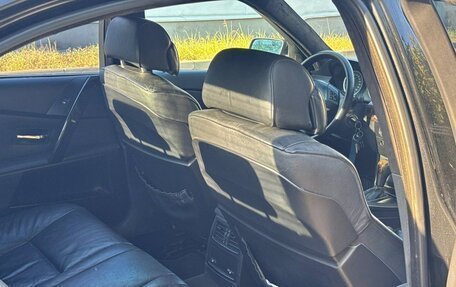 BMW 5 серия, 2004 год, 729 000 рублей, 11 фотография